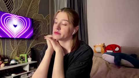 Tanesha online show from April 9, 2:44 pm