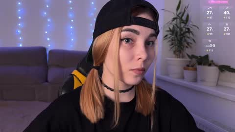 Veronica online show from April 5, 8:30 pm