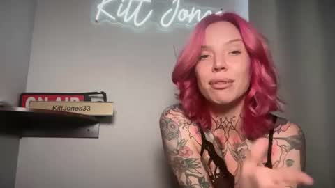 kittjones33 online show from June 20, 4:54 pm