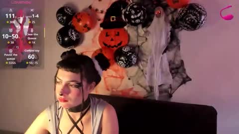 kitty__chs online show from October 1, 11:48 am