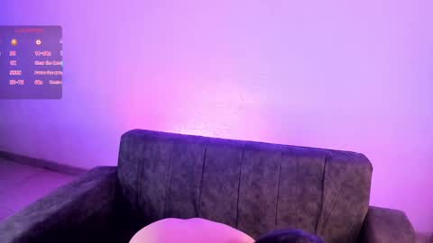 kitty__chs online show from October 24, 1:18 pm