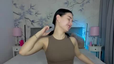 kitty_cut1ee_ online show from February 20, 2:18 pm