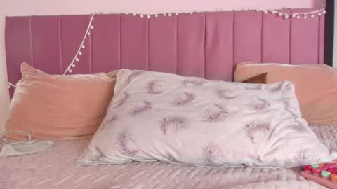 kitty_kryss online show from November 13, 3:22 pm