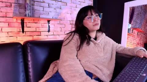 Kitty online show from December 22, 2:36 am