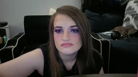 kittykat 1999 online show from March 11, 5:26 pm