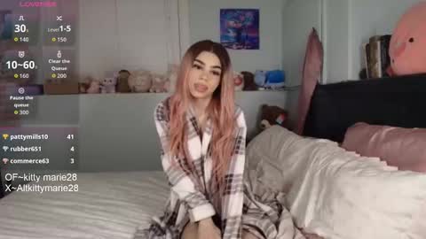 kitty online show from January 14, 11:43 pm