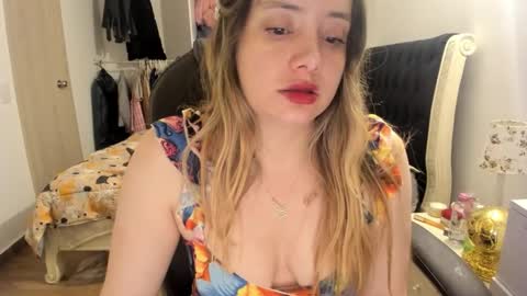 kittywantslove23 online show from September 20, 1:49 am