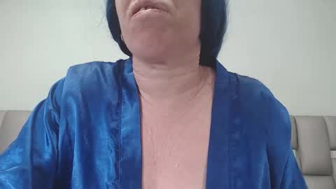 kittywhiteass online show from February 2, 6:34 am