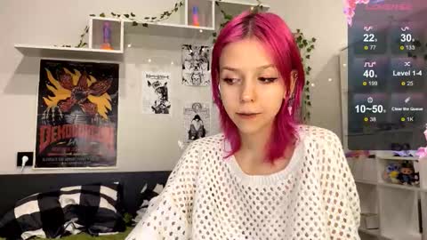 Luna online show from February 24, 8:40 pm