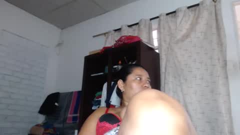 Kloe online show from November 19, 7:03 pm