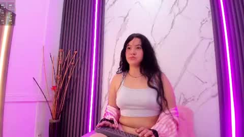 Kloe  online show from July 27, 2:03 pm