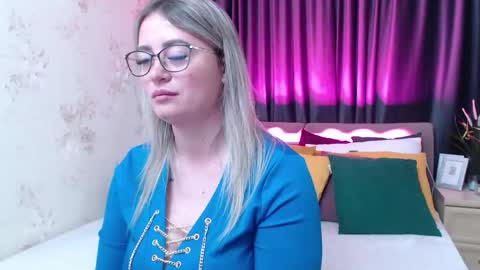 Kriss online show from April 16, 2:17 pm