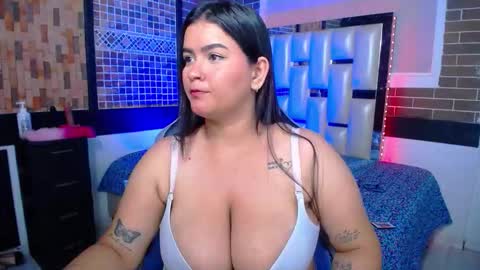 kriss_sweetboobs online show from February 28, 2:49 pm
