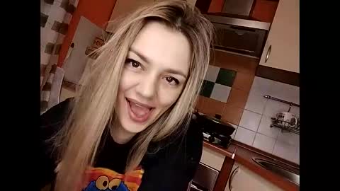 KrissSexi online show from February 28, 9:23 pm