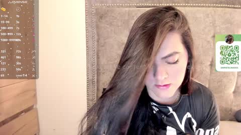 camila  online show from January 9, 2:43 am