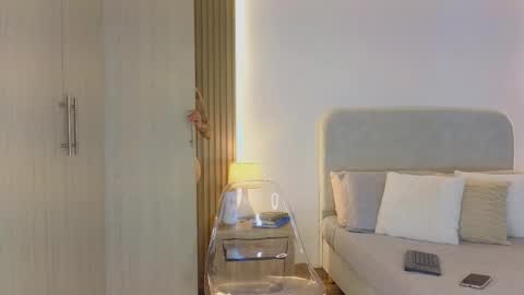 Kris online show from April 8, 6:43 pm