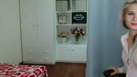 KristineAmore online show from February 10, 7:22 am