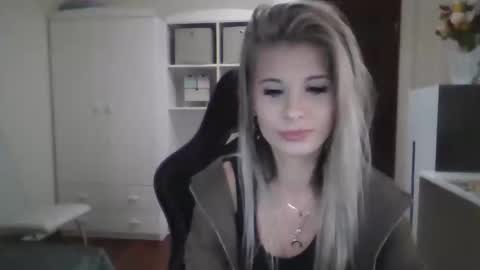 KristineAmore online show from September 30, 2:12 pm