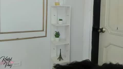 Cristina online show from November 22, 7:27 pm