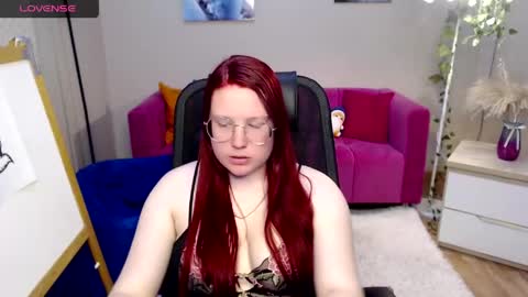 kuri_u online show from March 24, 11:59 am