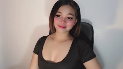 nathalia Surprising online show from July 6, 3:03 pm