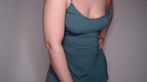 alley online show from April 8, 4:42 pm