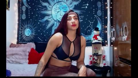 kylie online show from January 10, 12:15 am