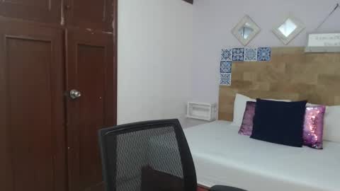 Kylie online show from January 16, 11:17 am