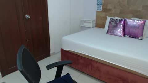 Kylie online show from January 18, 11:28 am