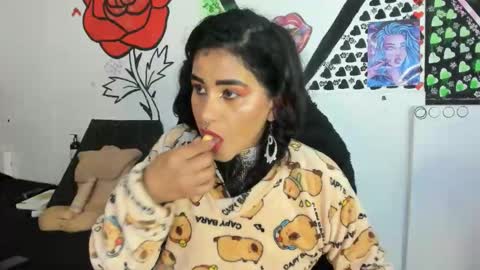 call me kim  online show from November 24, 8:55 pm