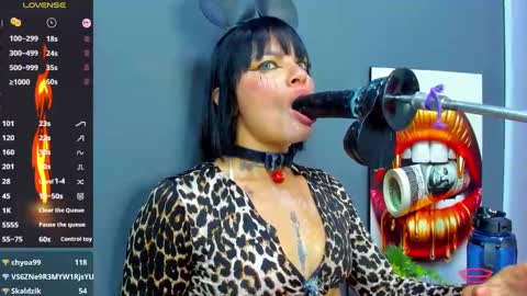 Snapshot of la_mazona chatting on February 25, 9:04 pm AMAZONA  online show from February 25, 9:04 pm