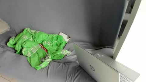 Akyra  online show from April 13, 5:03 pm