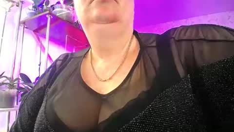 Lady Gloria online show from March 4, 10:44 am