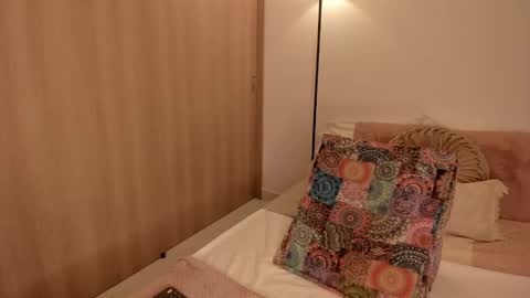 Gaby  online show from January 14, 7:08 pm