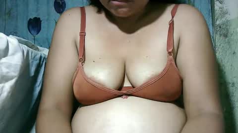 lady_love063 online show from January 18, 8:49 pm