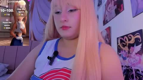 Lady Tsu online show from December 5, 9:39 pm