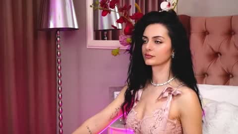 LadyAnyaa online show from April 5, 9:58 pm