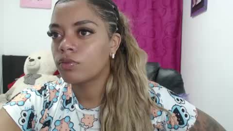 leidy daniela online show from July 5, 6:19 am
