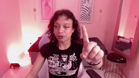 Ladywawy  online show from September 16, 1:08 pm