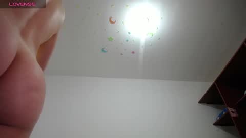 Snapshot of laila_laly chatting on January 12, 1:37 pm Leila Laly online show from January 12, 1:37 pm