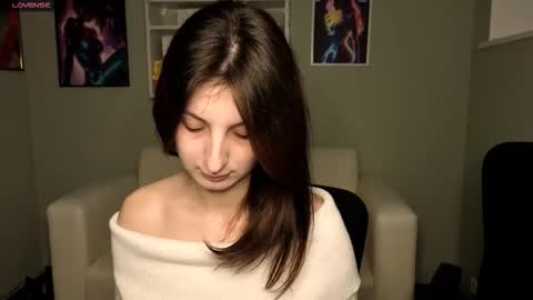 laisy online show from November 10, 11:27 am