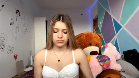 Sophie online show from April 10, 11:16 am