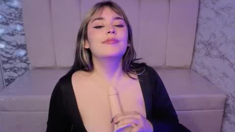 Hi Stream 800am to 200pm online show from January 8, 12:53 pm