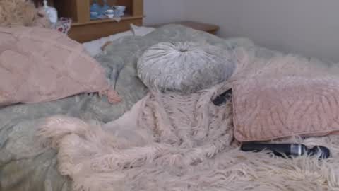 Naomi Rose online show from February 5, 5:32 pm