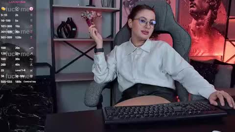 just call me Lana  online show from October 17, 12:41 pm