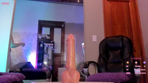 Angel  IG  online show from April 13, 4:25 am