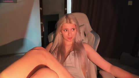 Lana online show from September 13, 2:14 pm