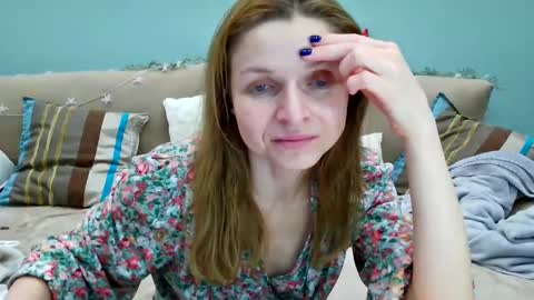 Snapshot of lanaangeldream chatting on February 2, 9:19 am Lana online show from February 2, 9:19 am