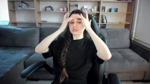Lana online show from August 4, 5:52 pm