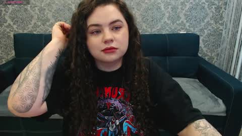 LanaRoub online show from April 3, 2:31 am